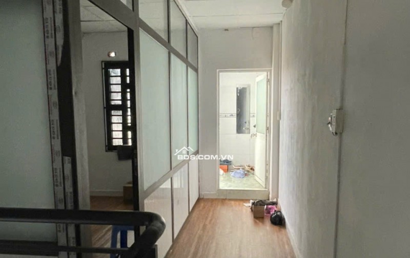 Chính chủ bán nhà 110m2 Dương Công Khi, Hóc Môn – Hẻm xe tải tránh – Giá 3.52 tỷ.